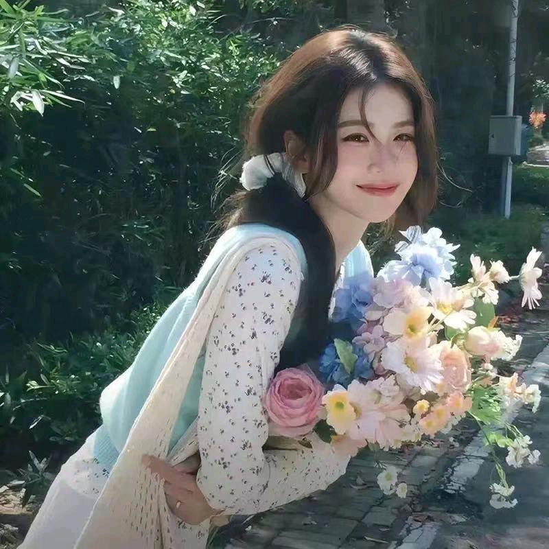 芊芊~（分享日常）