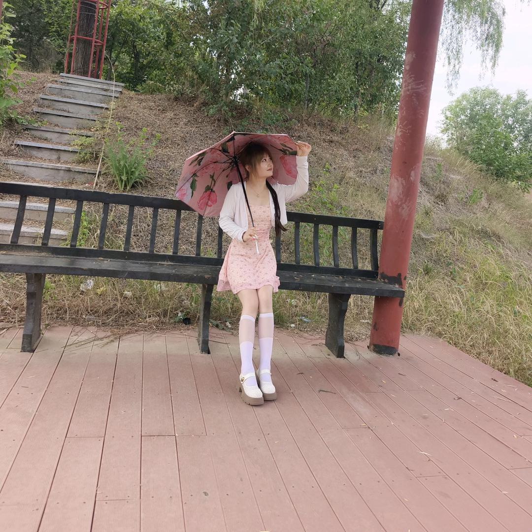 LᎭℯ⃝小祖宗