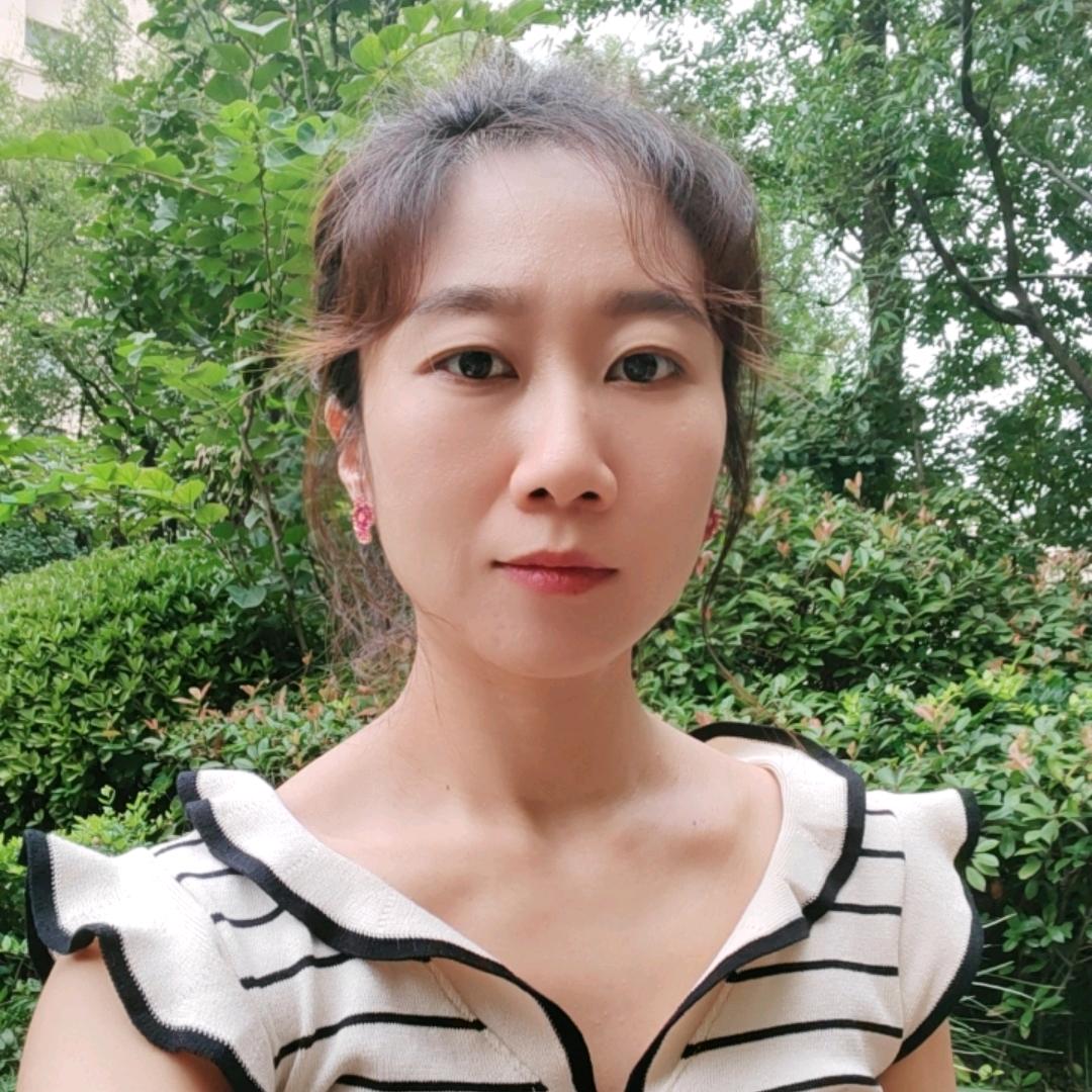 小美和小丫丫