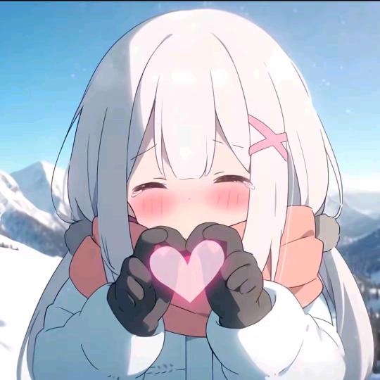 小鱼☪︎:.⁎͜