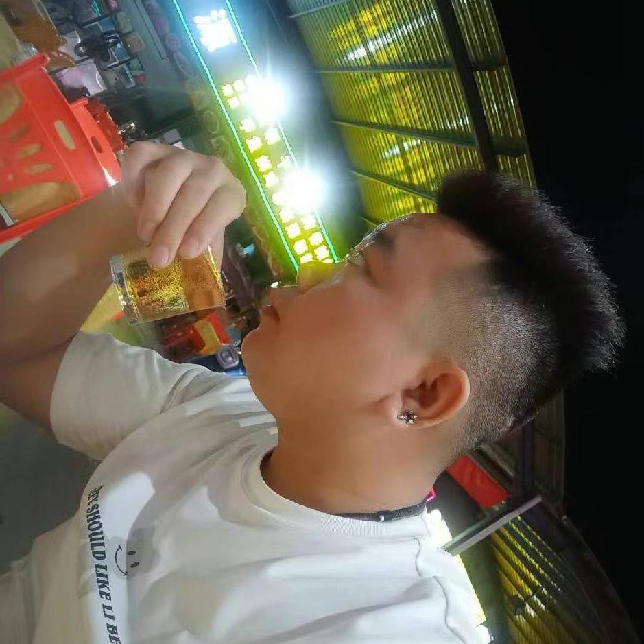 三⑩多*^_^*༼的大叔