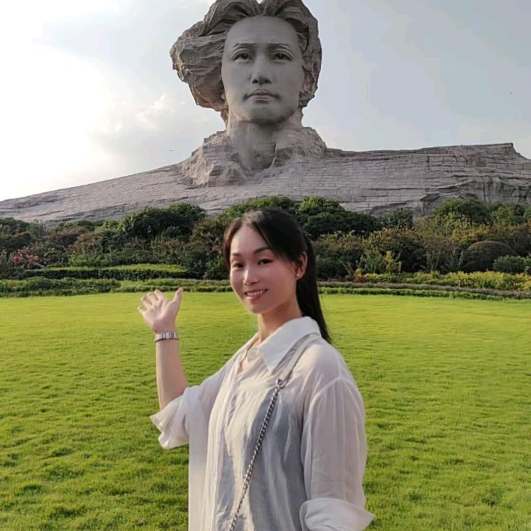 燕语丹心