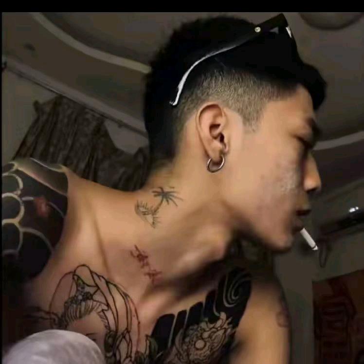 陳   阳🍃