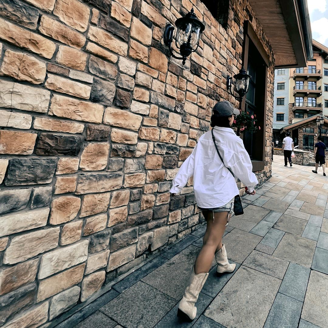 李里