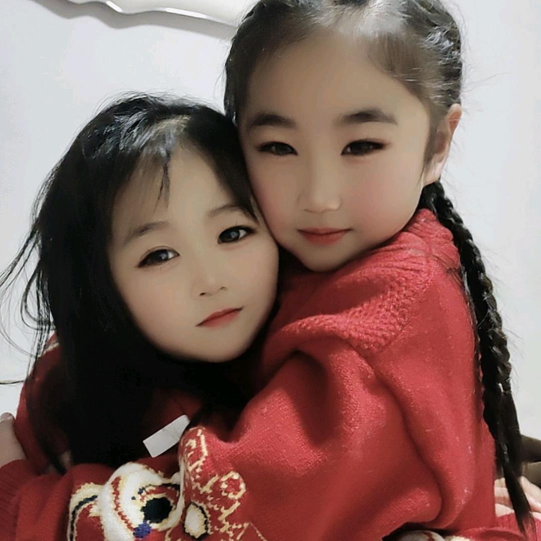 张～张～