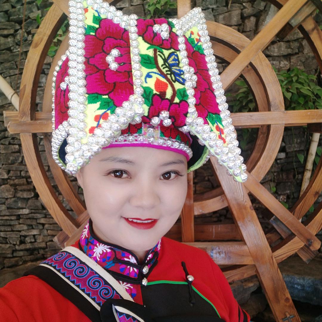 王姐离异带俩娃