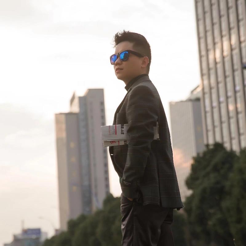德砚鹰安防