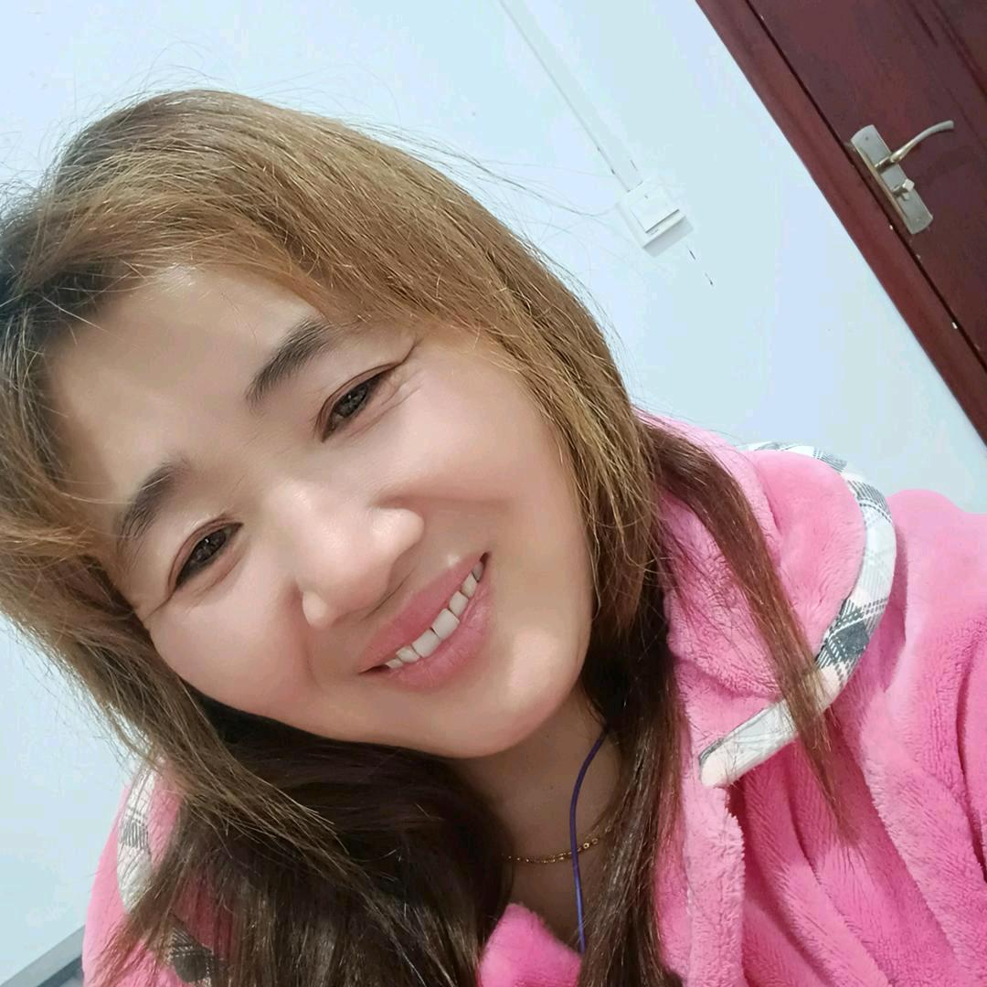 憨妮，傻妮，不定时开播