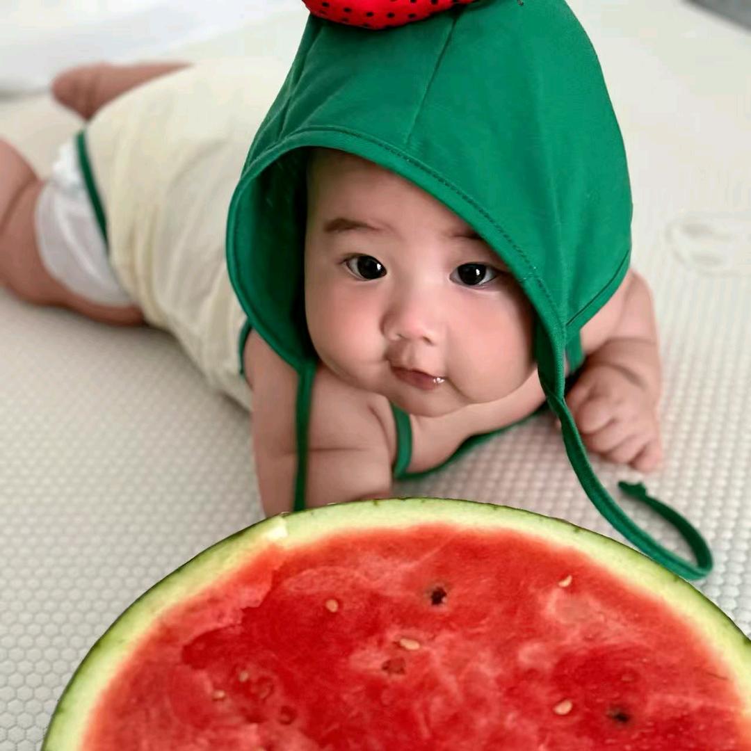 我叫百合花，喜欢给帅哥美女介绍对相