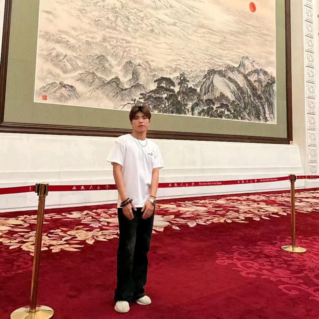冯肚肚~