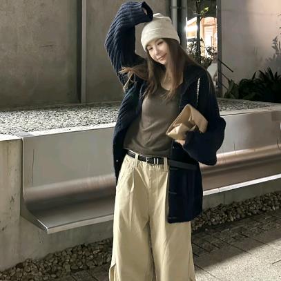 丁羊筠的小白白