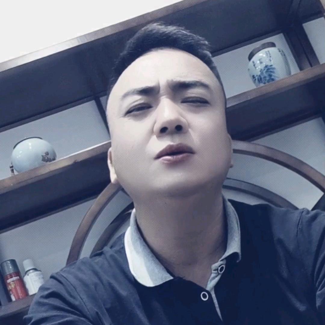 “余”生飞“杨”