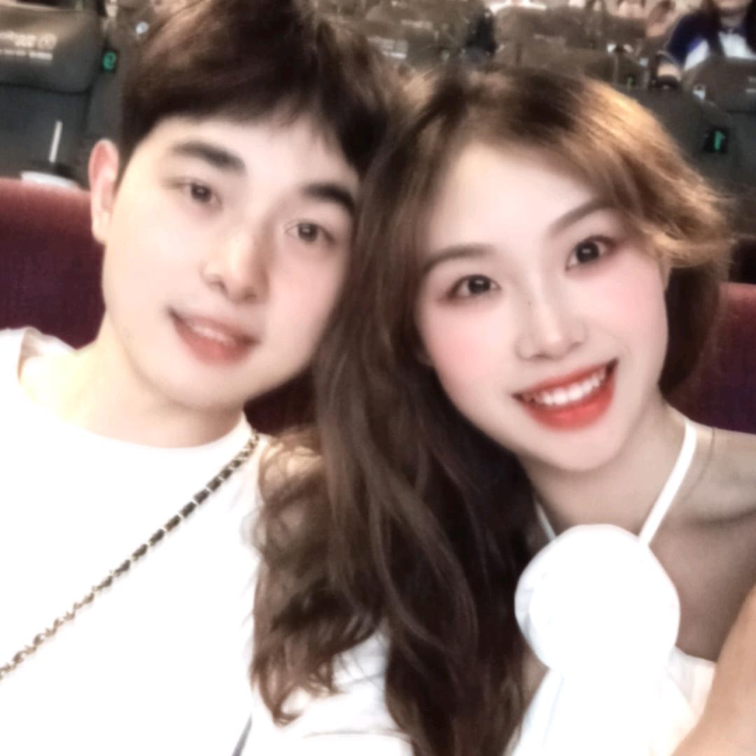 阳哈哈