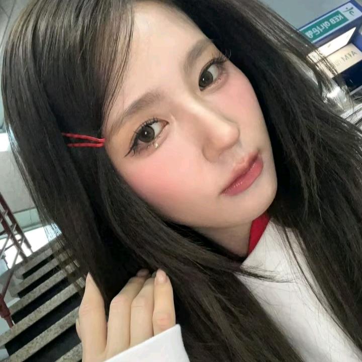 ʰᵉˡˡᵒ𝙠𝙞𝙩𝙩𝙮.