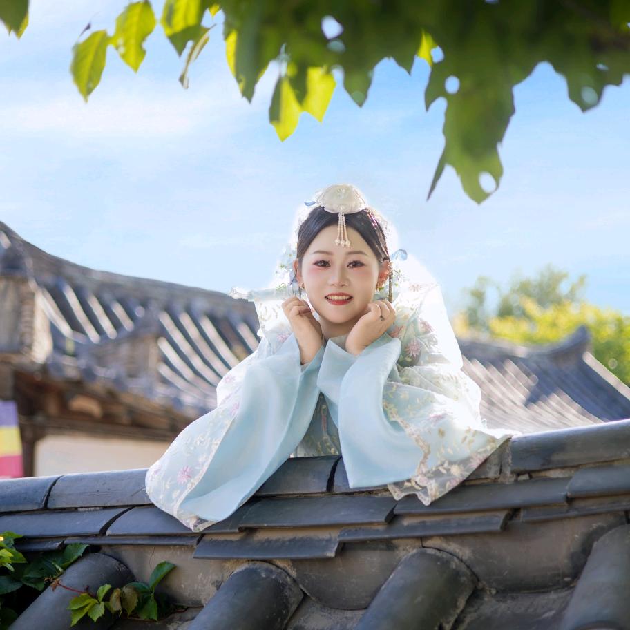 莹莹儿