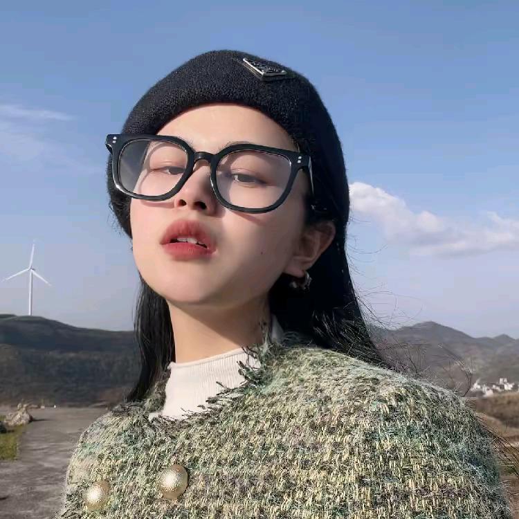 小栗子不甜@抖音