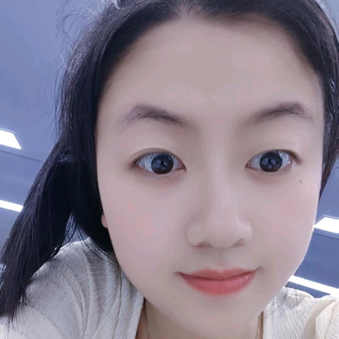 小芸子吖！