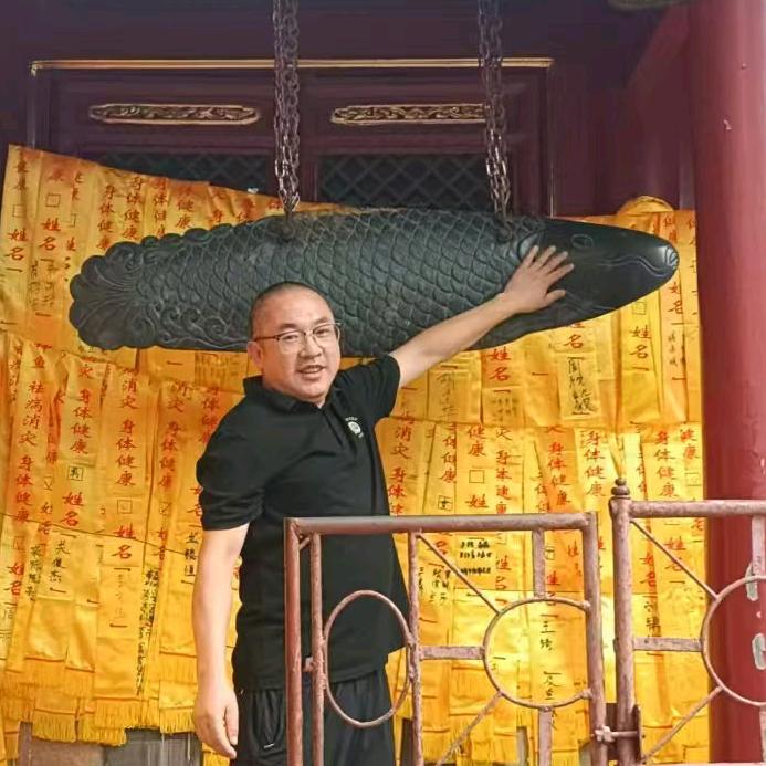 东-方