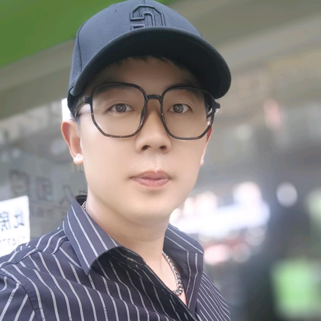 梁山博《㊗️蒜苔》