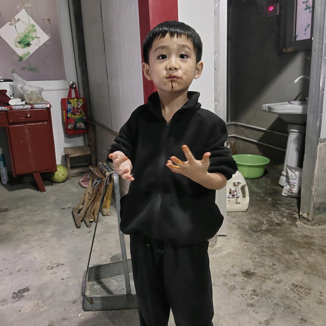 一个人🤦🏻‍♂️抽着寂寞的烟.🚬