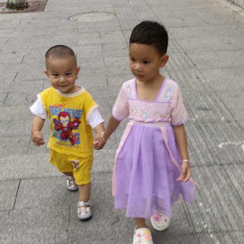 小萱子🍭小晗毛