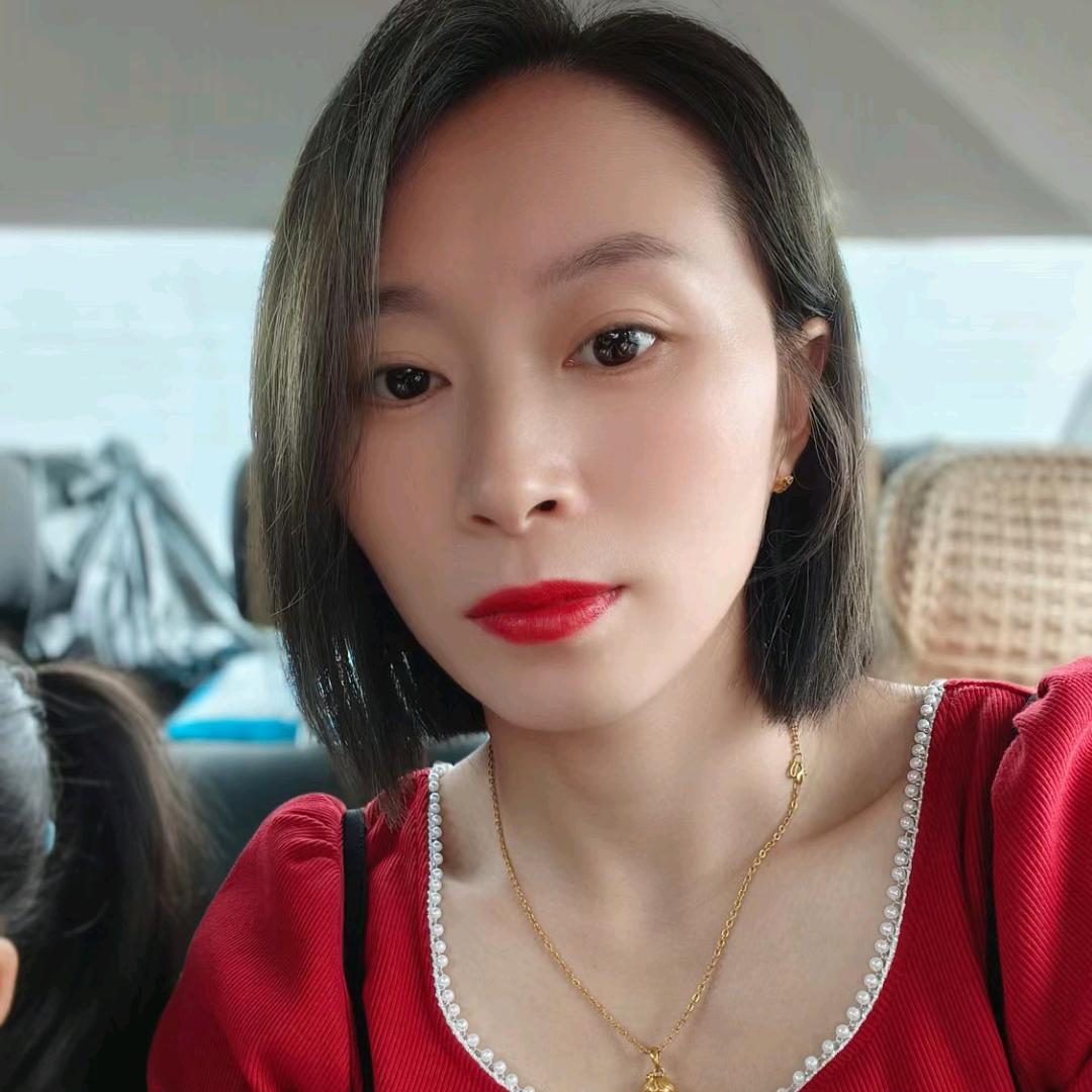川妹子小欣欣