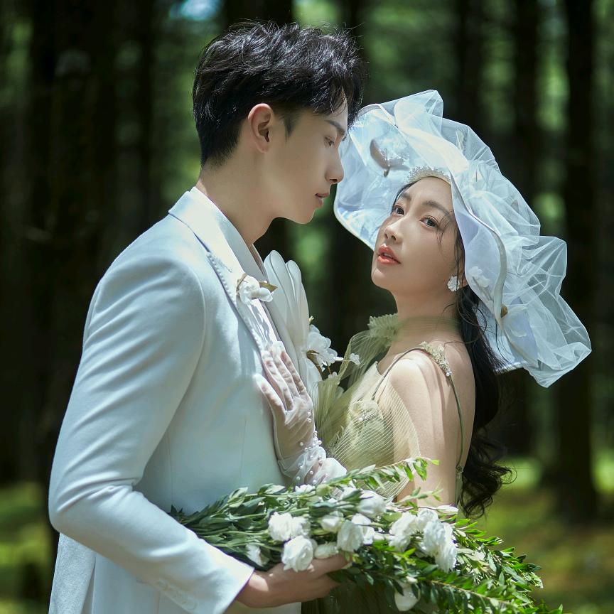 文山爱度婚纱摄影