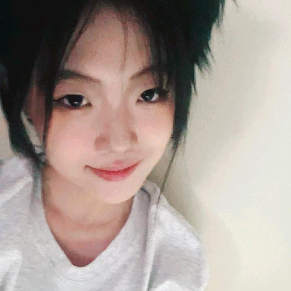小瓜lilmelon