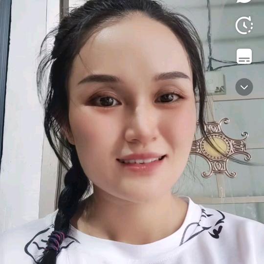 袁袁爱跳舞一旺旺门窗
