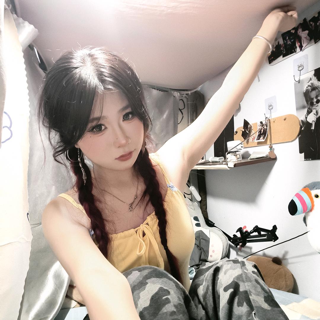 张海锦.