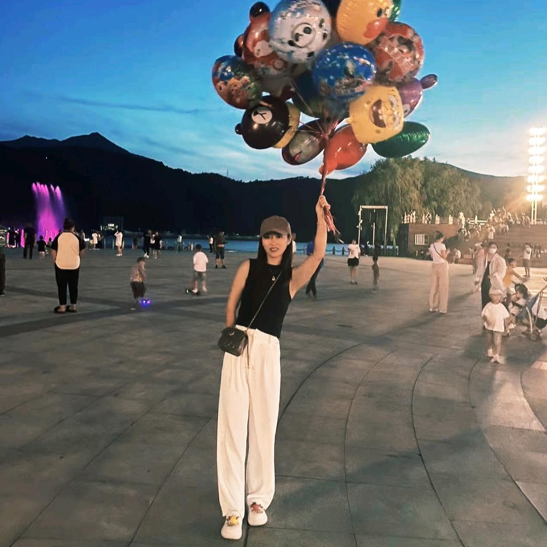 小小怪🇨🇳