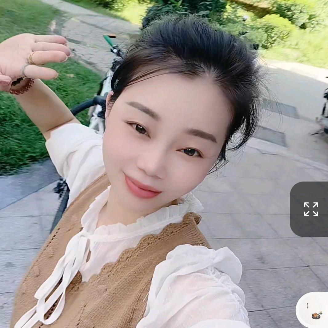 小小女子