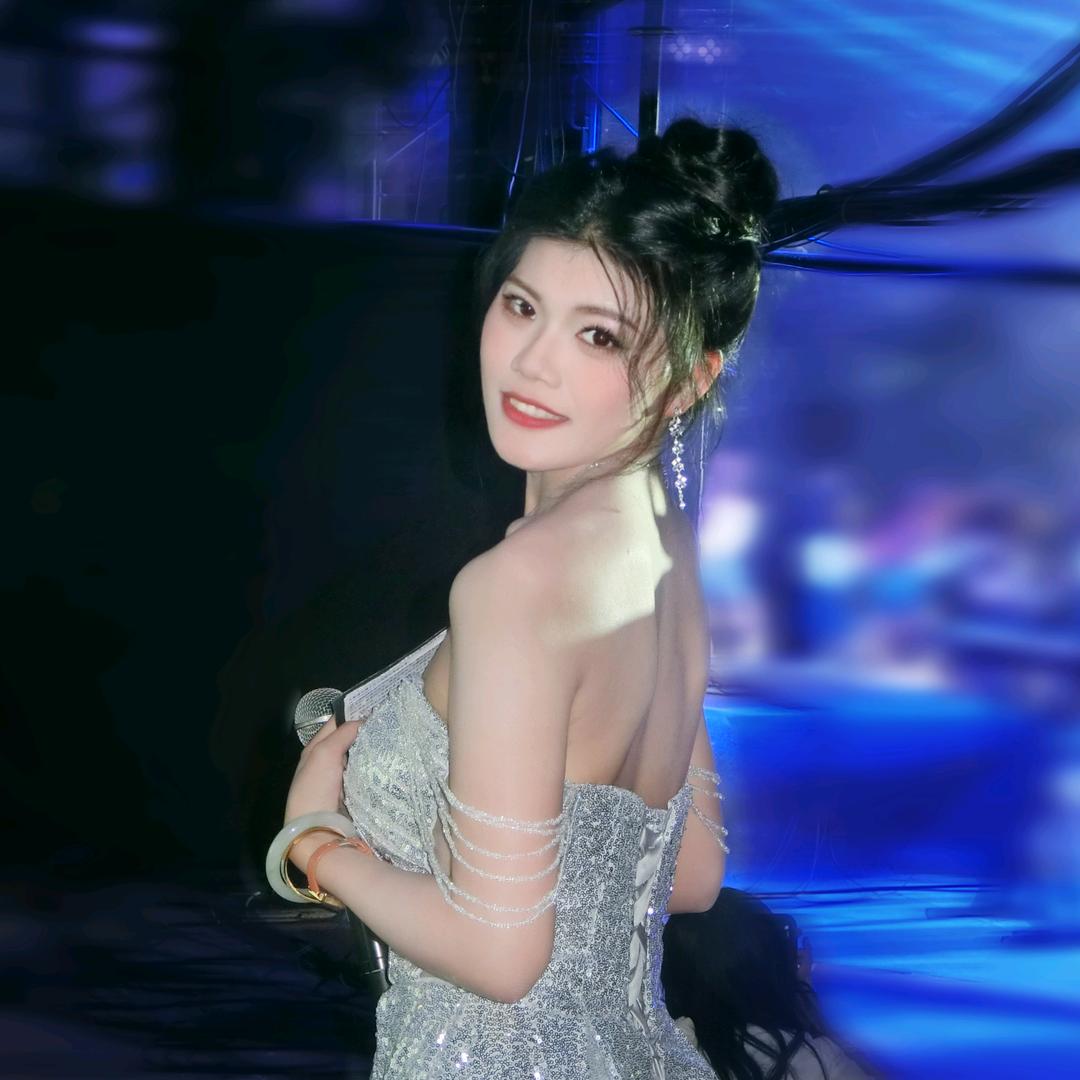 酒酿小鱼干儿🐟🐟🐟