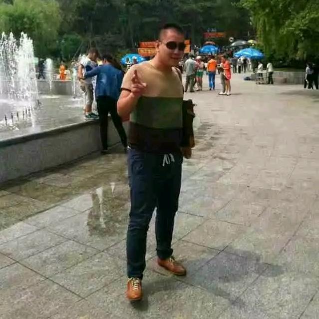 笑笑!李一笑