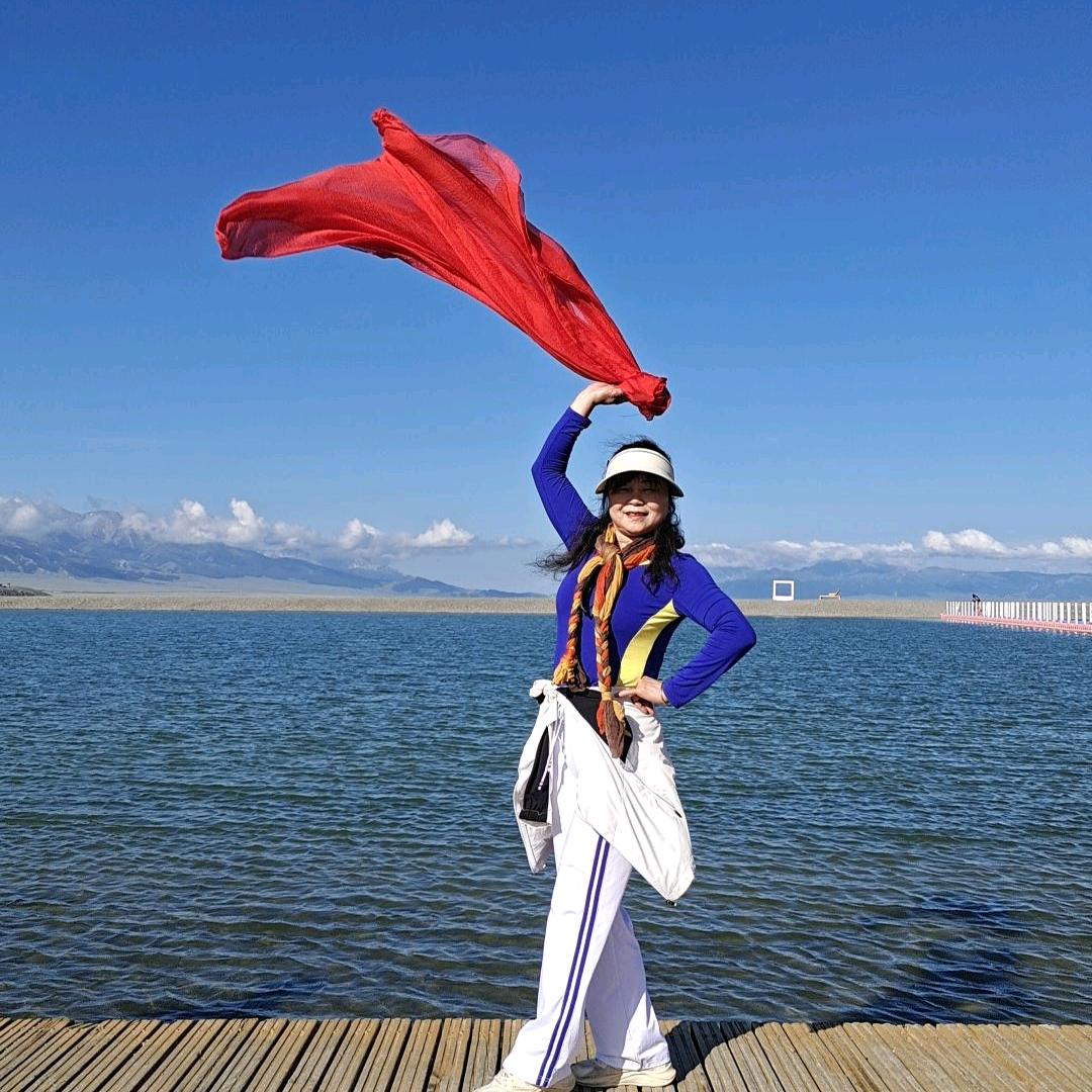 爱跳舞💃🏻的阿姨