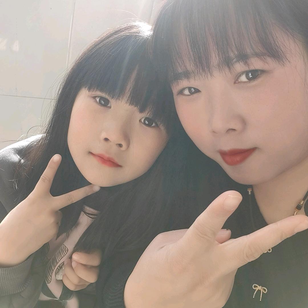 卖煎饼的小女人