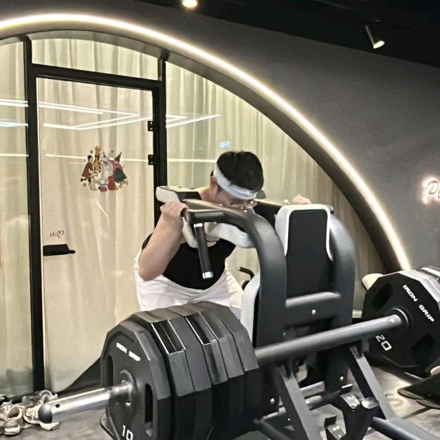 阿汤汤