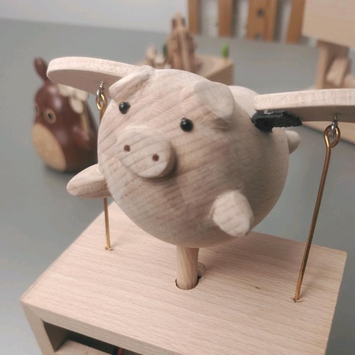 潘叔手做(小飞猪木质)