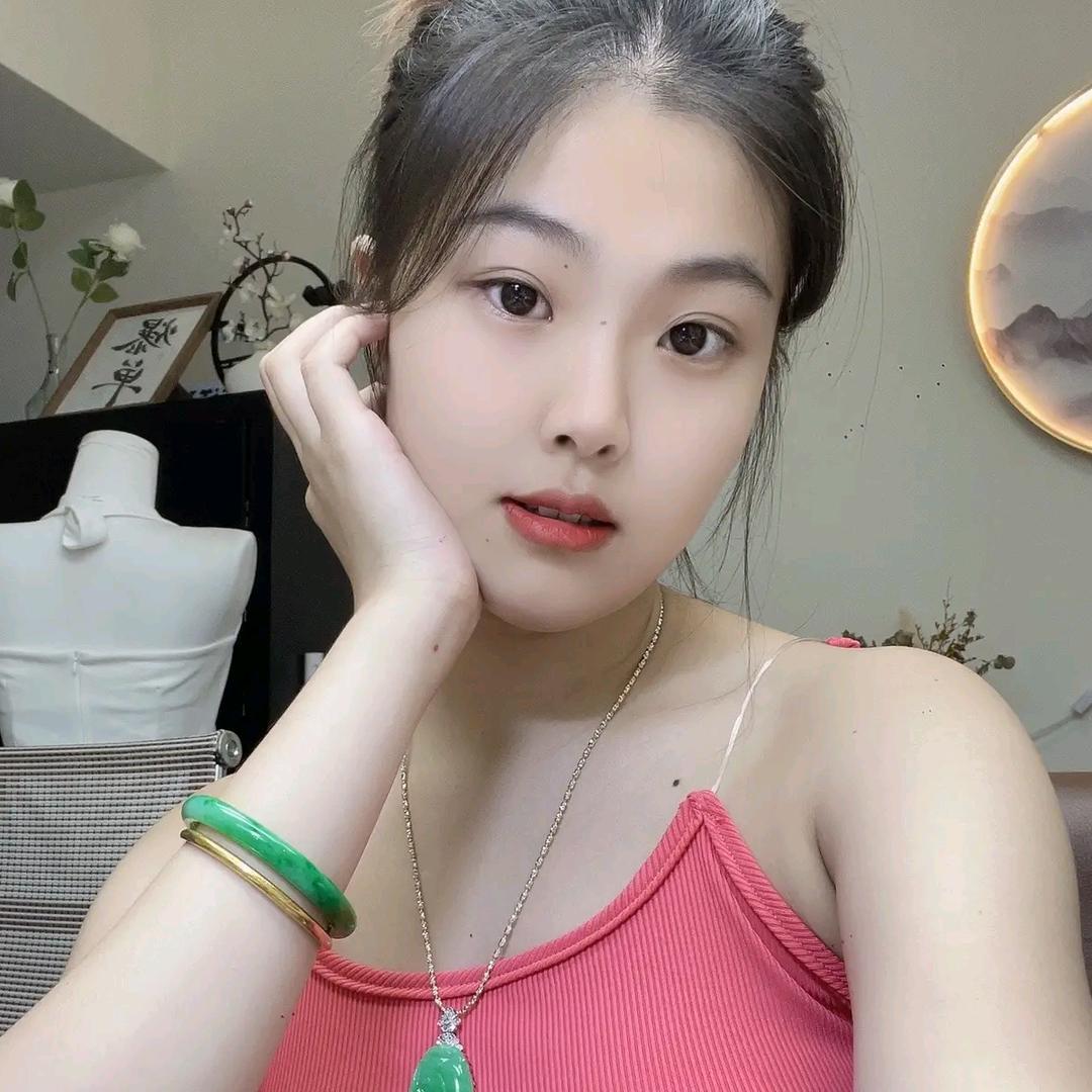 绿绿的紫紫的打一物