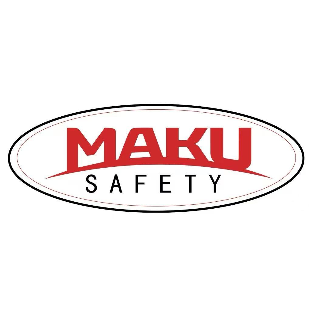 MAKU摩托碳纤维头盔体验店