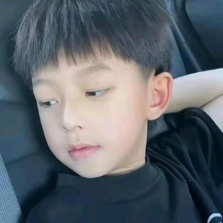 @小吕.