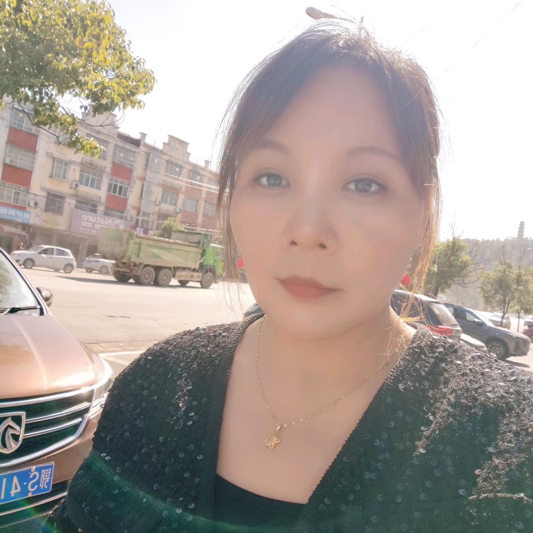 俊妮