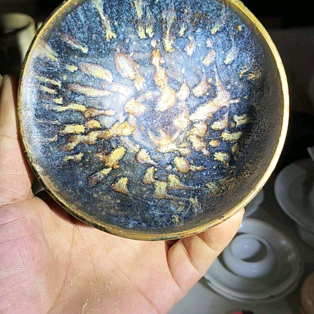 万年虞潮玩小铺子