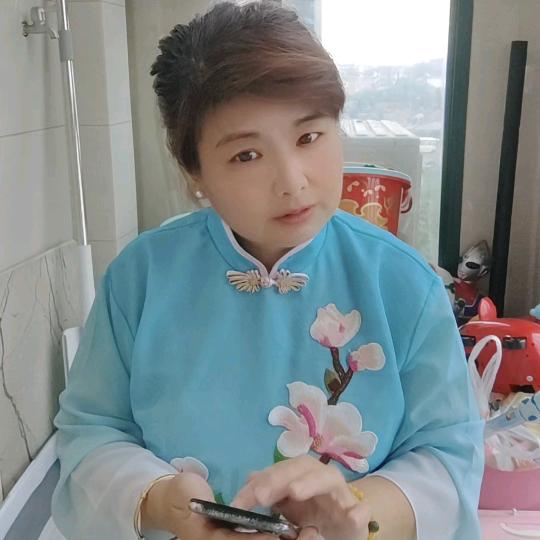 杨姐(好物分享)