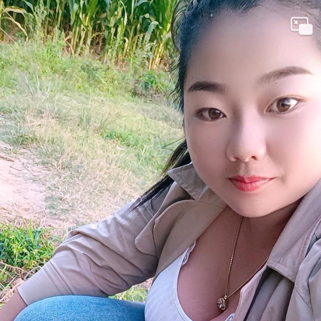 小小，燕