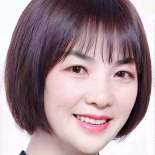 吴香姐，  湖南湘西。