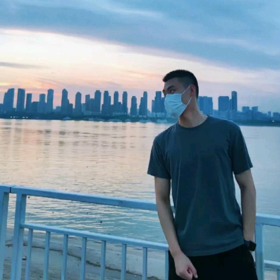 李导