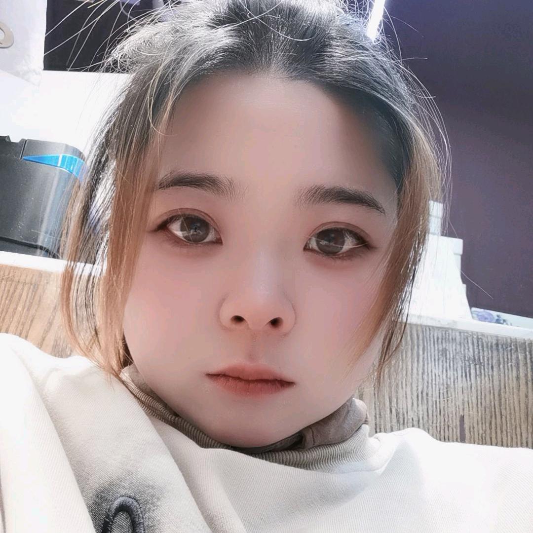 IHI卖时尚女鞋的小杨