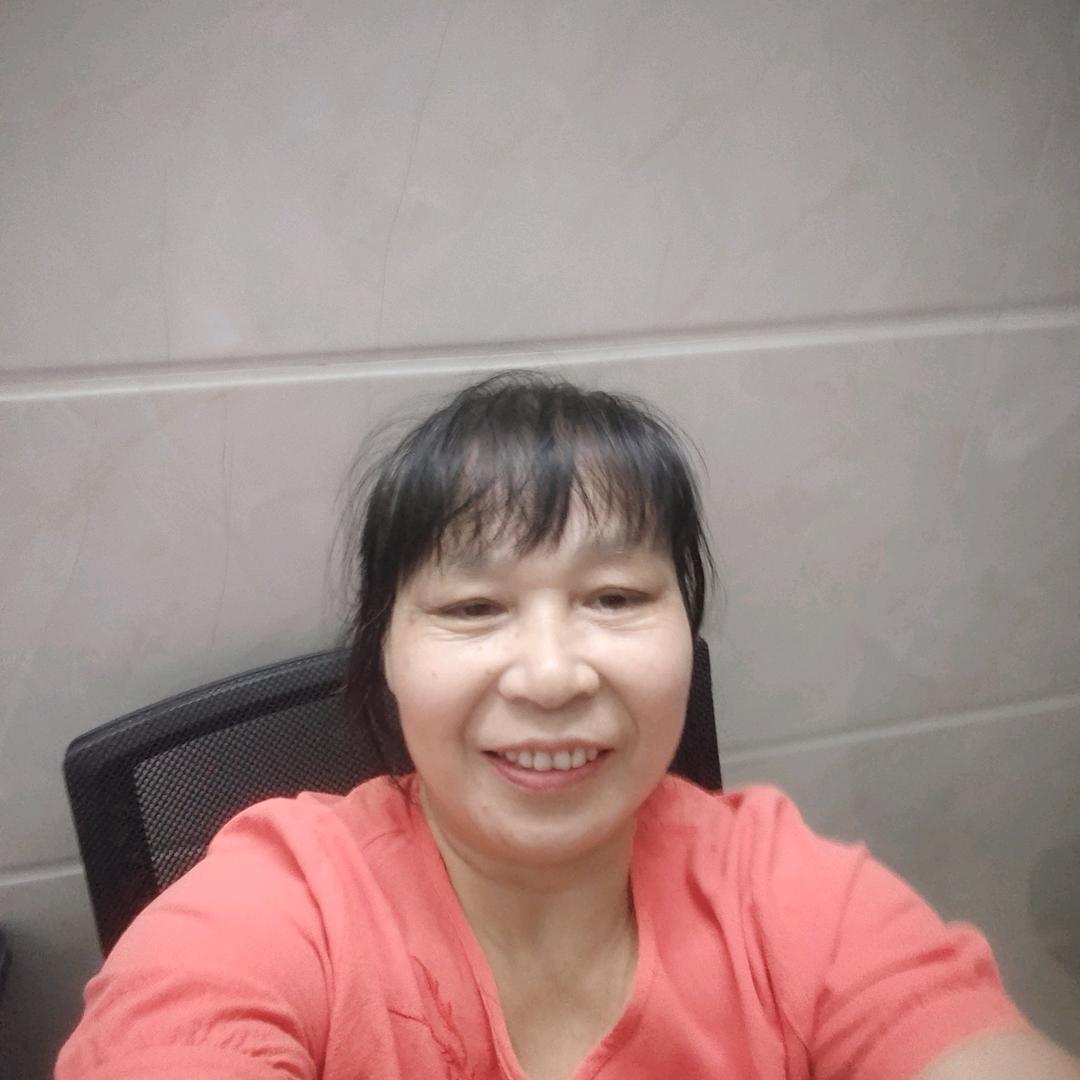 刘大姐：下午两点十分开播