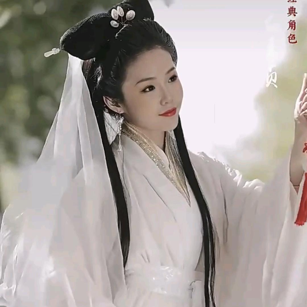 明月💋